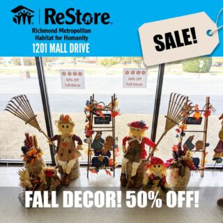 Happy holidaze from our Southside ReStore! We've got gobs of holiday supplies on sale, and shopping local is a wise choice! Thank you for supporting safe and affordable housing in our community!

#rva #rvathrifting #rvasouthside